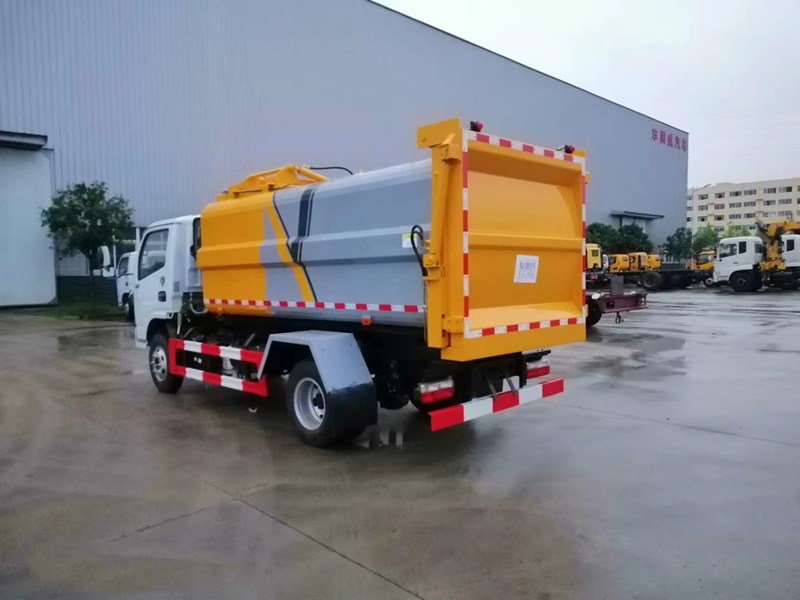 東風牌5方6方側裝壓縮垃圾車