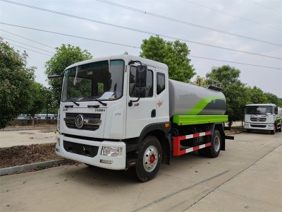 杭州用戶喜提12方灑水車(chē)，澆花、澆樹(shù)、綠化噴灑功能全